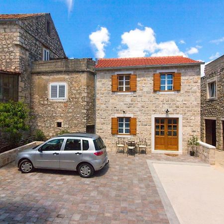 House Tia Villa วรอสกา ภายนอก รูปภาพ