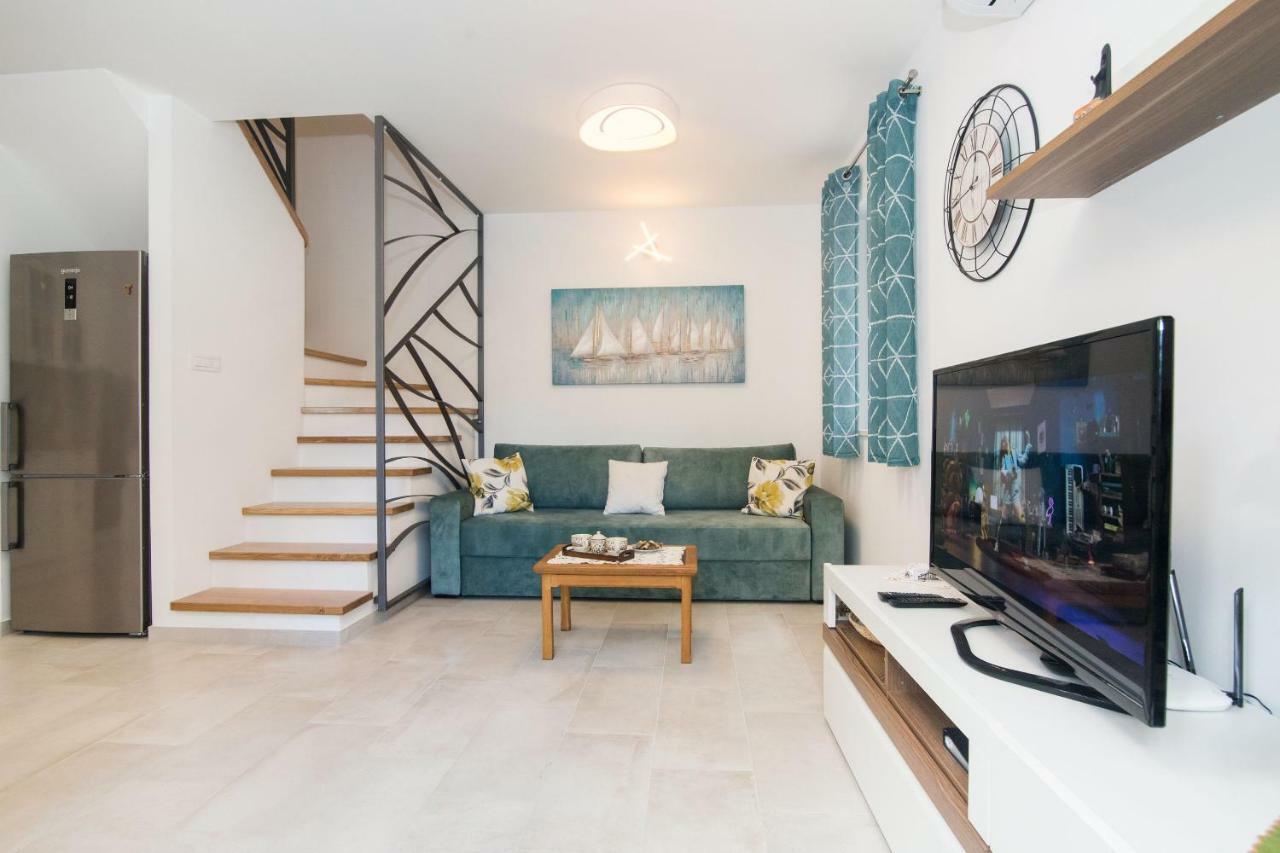 House Tia Villa วรอสกา ภายนอก รูปภาพ